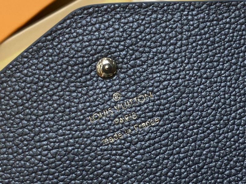 LV Wallets 4286A-0313
