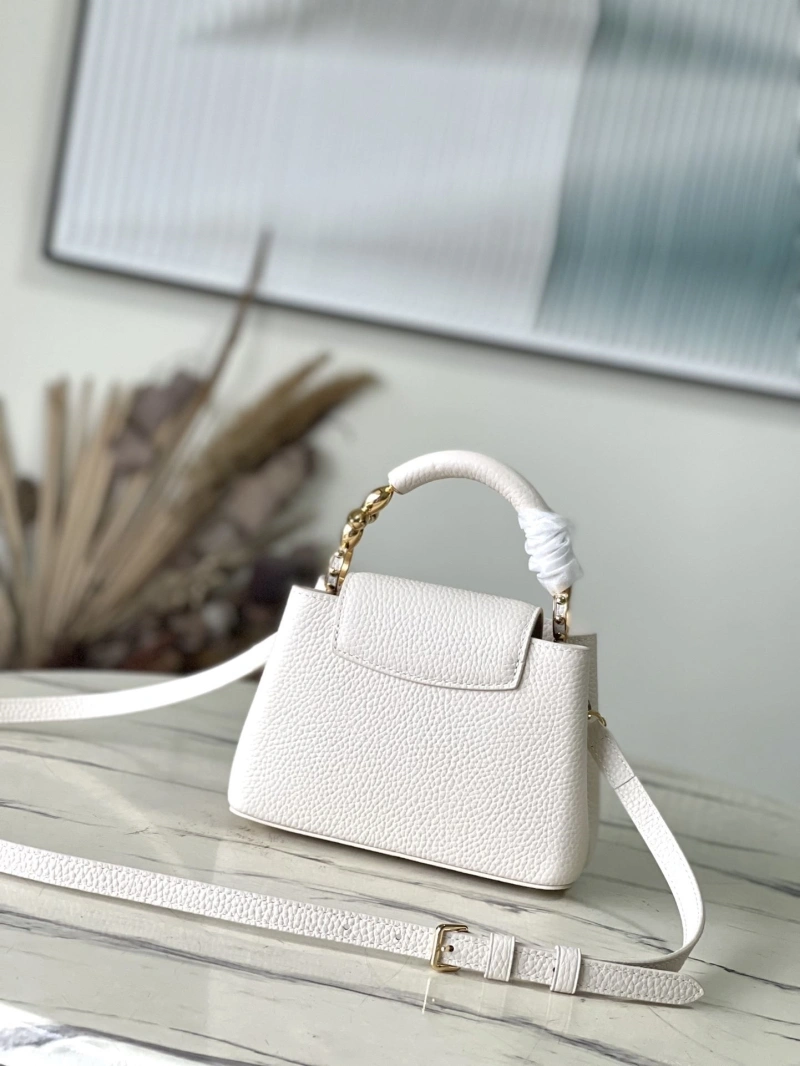LV Capucines Bags 4286G-0033