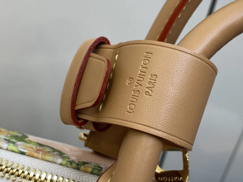 LV Travel Bags 4286G-0048