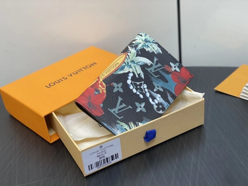 LV Wallets 4286G-0119