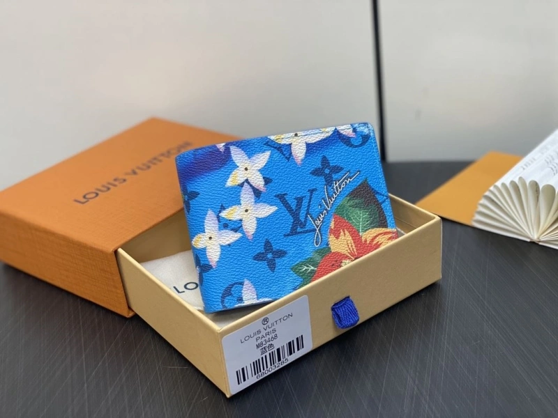 LV Wallets 4286G-0120