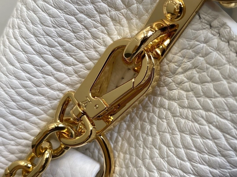 LV Capucines Bags 4286G-0146