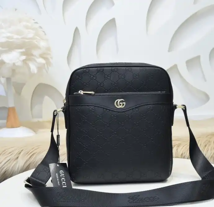 Gvc*1 satchel bags 4288-0056