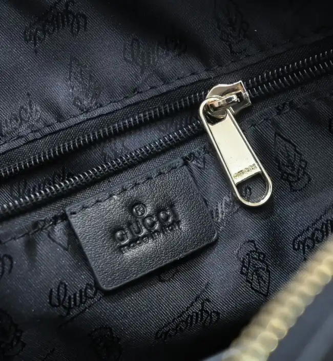 Gvc*1 satchel bags 4288-0056