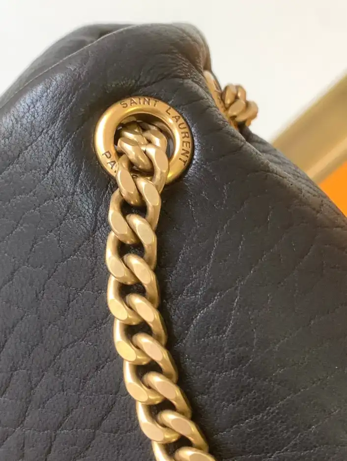 Gvc*1 satchel bags 4334b-0018