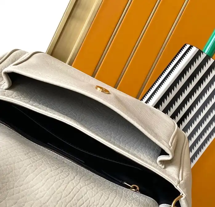 Gvc*1 top handle bags 4334b-0035