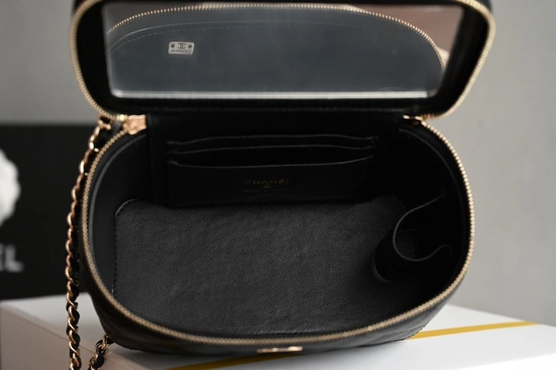 Ch**el cosmetic bags 4345a-0127