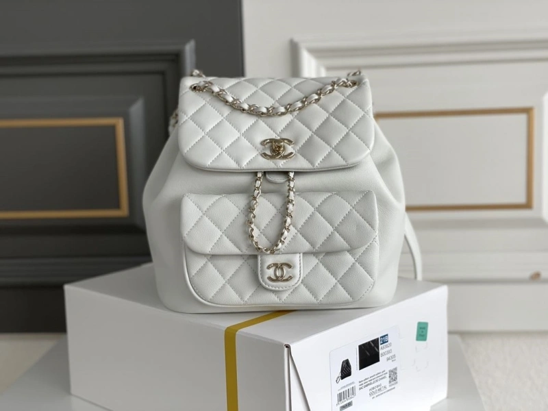 Ch**el backpacks 4345d-0031