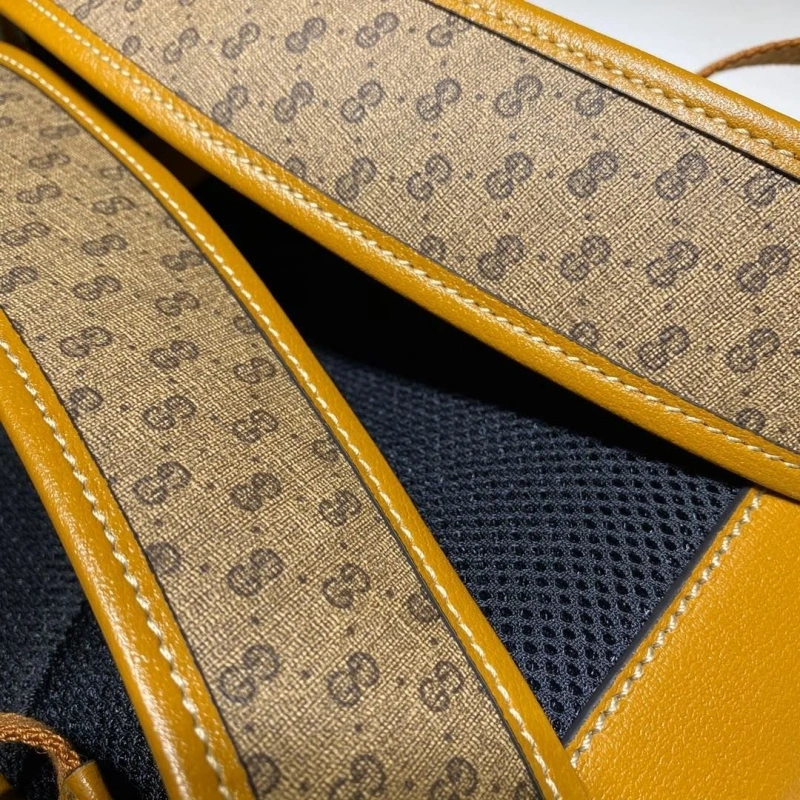 Gvc*1 backpacks 4360c-0127