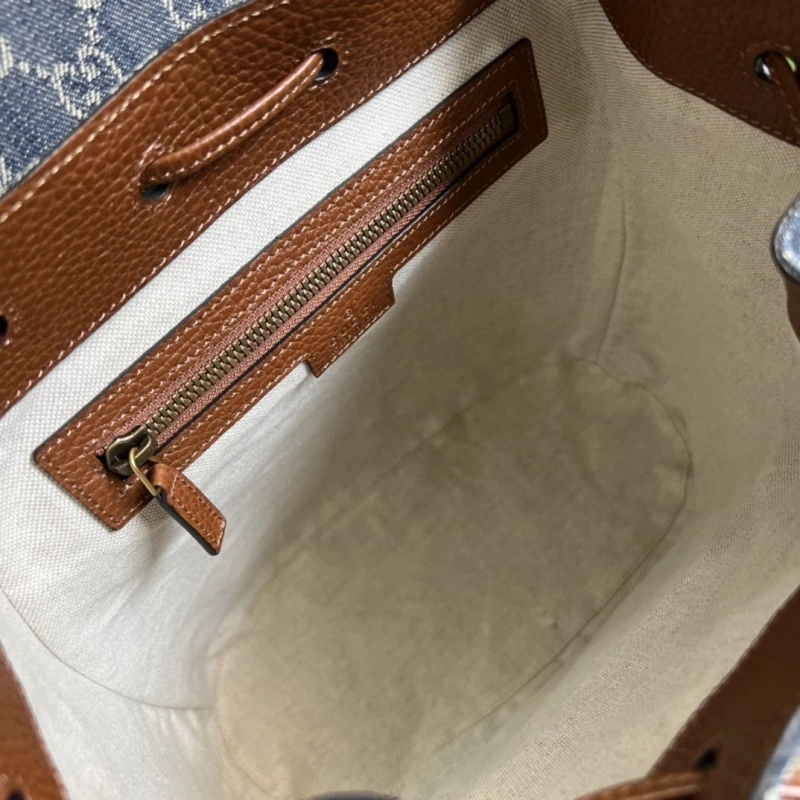 Gvc*1 backpacks 4360c-0166