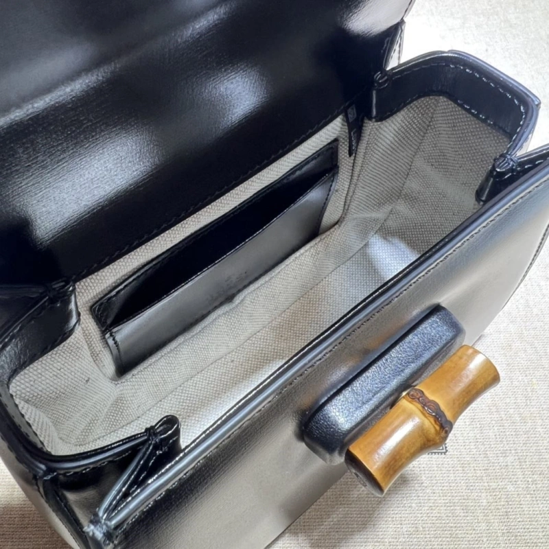 Gvc*1 top handle bags 4360c-0257