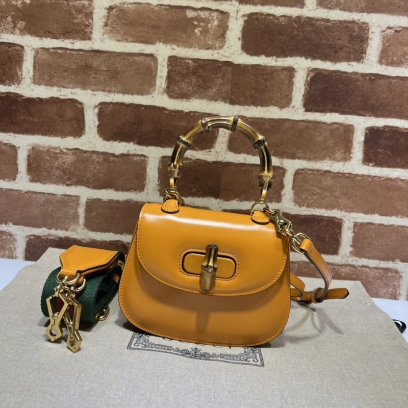 Gvc*1 top handle bags 4360c-0261