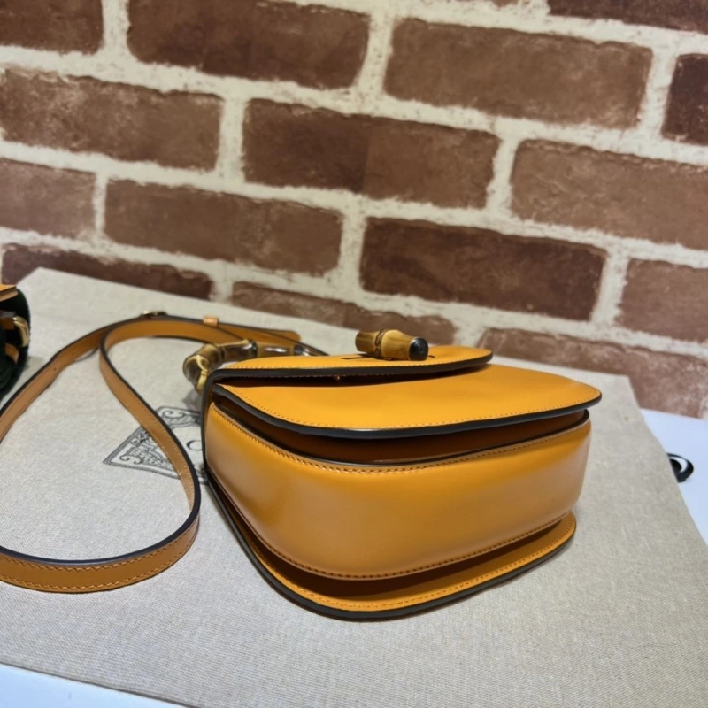 Gvc*1 top handle bags 4360c-0261