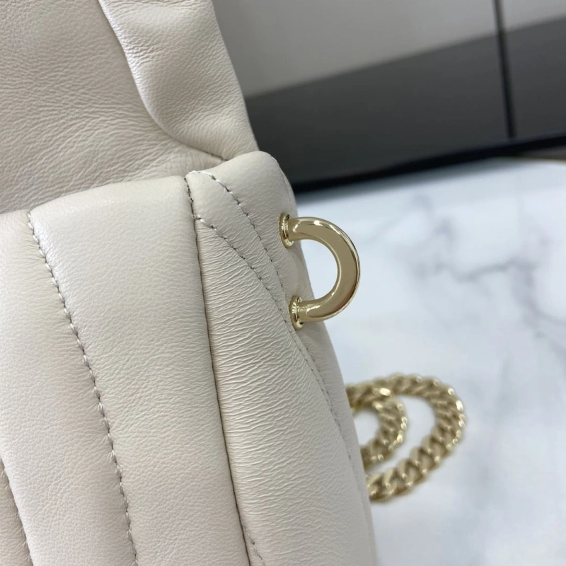 Gvc*1 top handle bags 4360c-0290