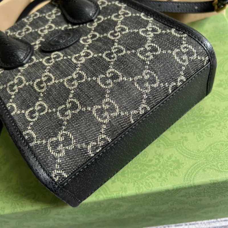 Gvc*1 top handle bags 4360c-0348