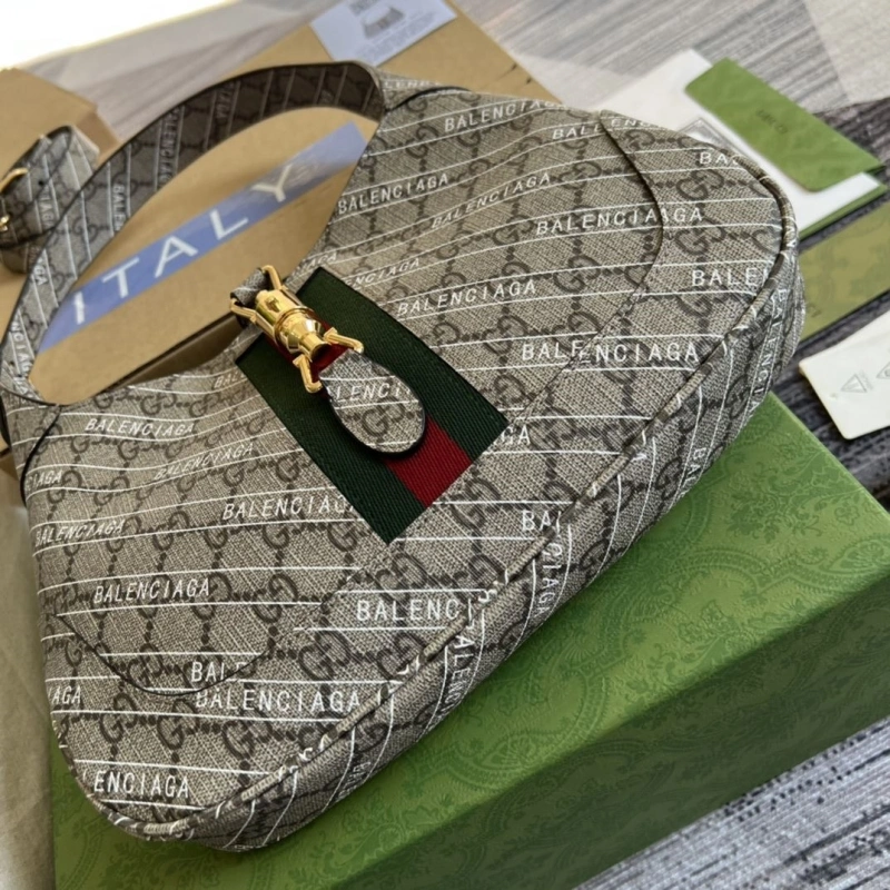 Gvc*1 top handle bags 4360c-0364