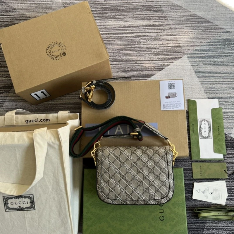Gvc*1 satchel bags 4360c-0386
