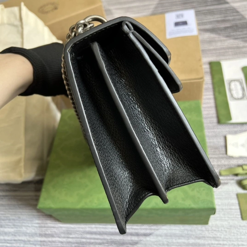 Gvc*1 top handle bags 4360c-0497