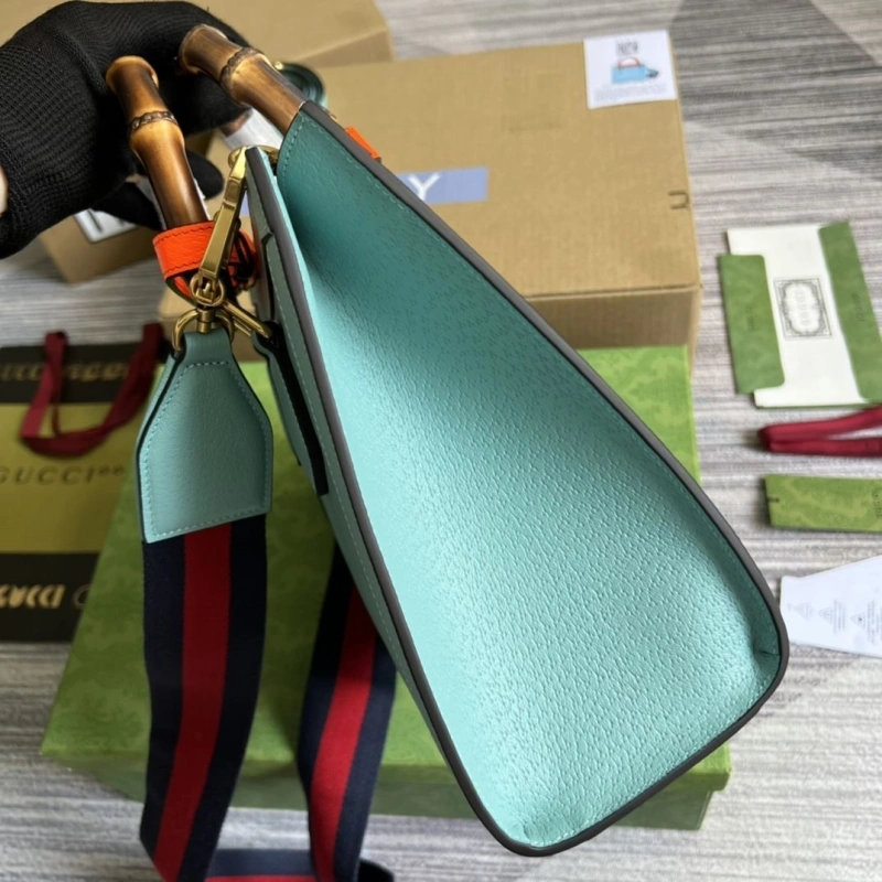 Gvc*1 top handle bags 4360c-0679