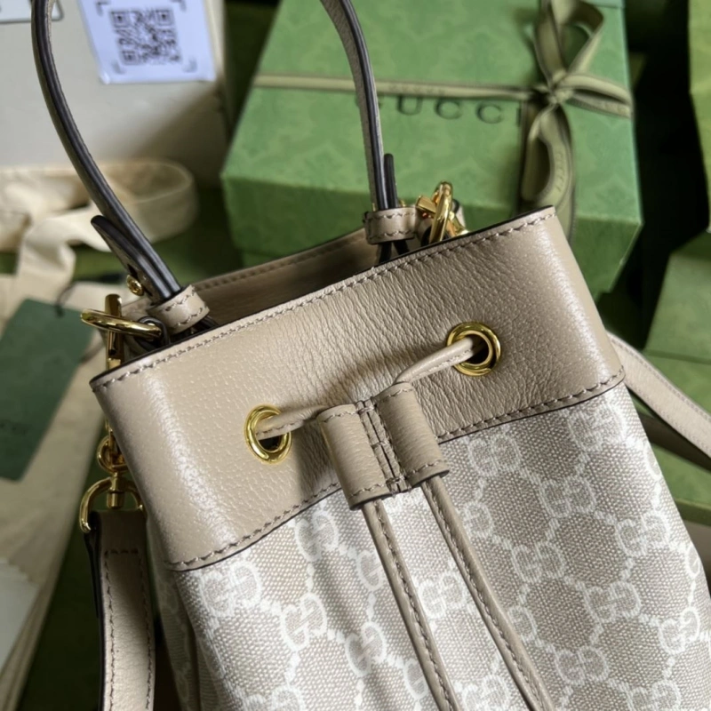 Gvc*1 bucket bags 4360c-0767