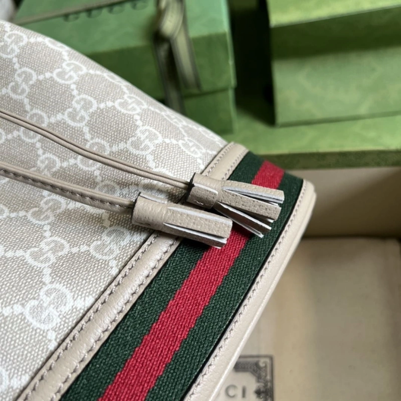 Gvc*1 bucket bags 4360c-0767