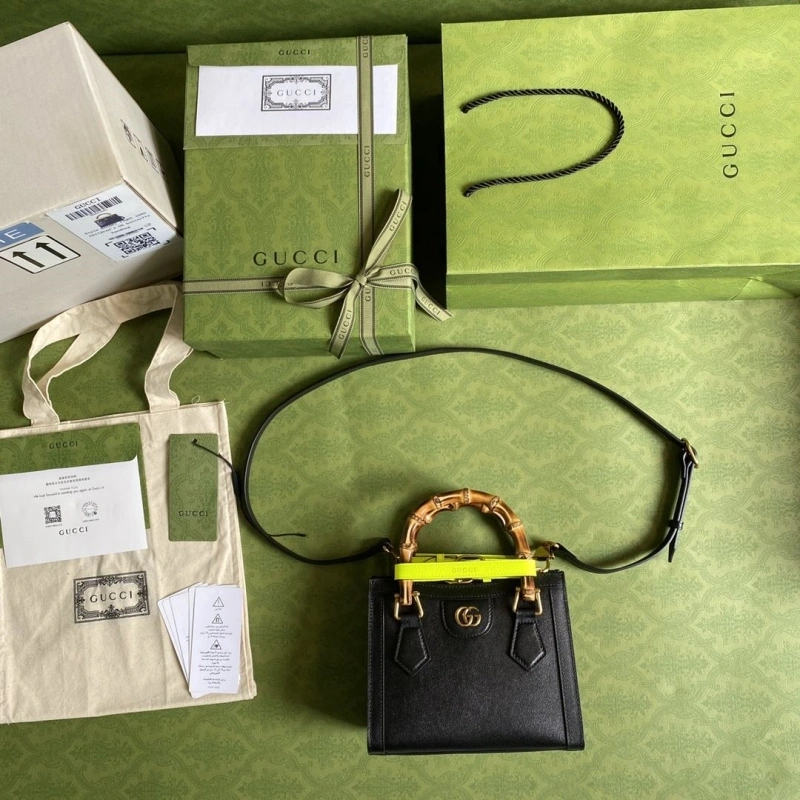 Gvc*1 top handle bags 4360c-0835