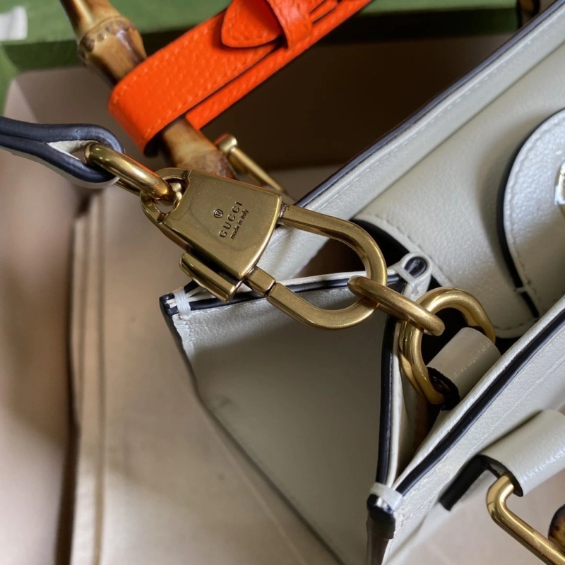 Gvc*1 top handle bags 4360c-0837