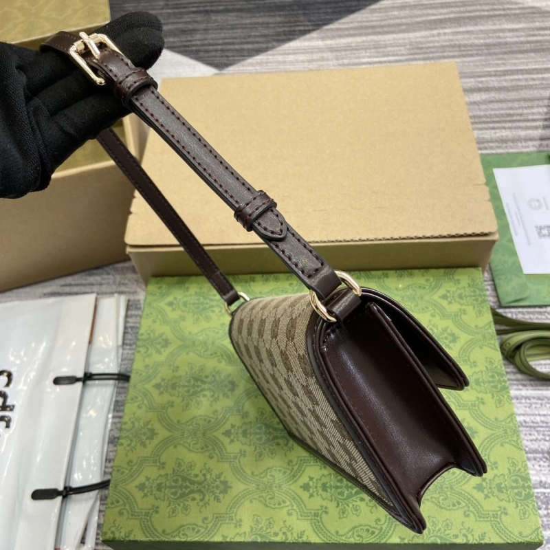 Gvc*1 top handle bags 4360c-0857