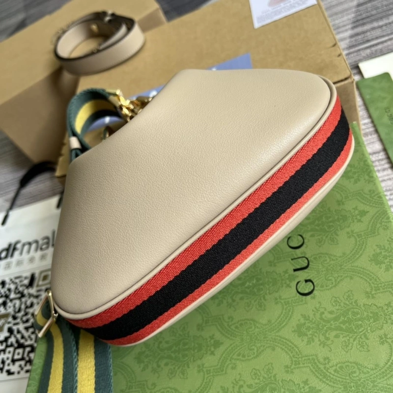 Gvc*1 satchel bags 4360c-1000
