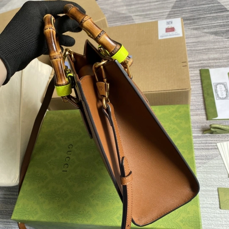 Gvc*1 top handle bags 4360c-1145