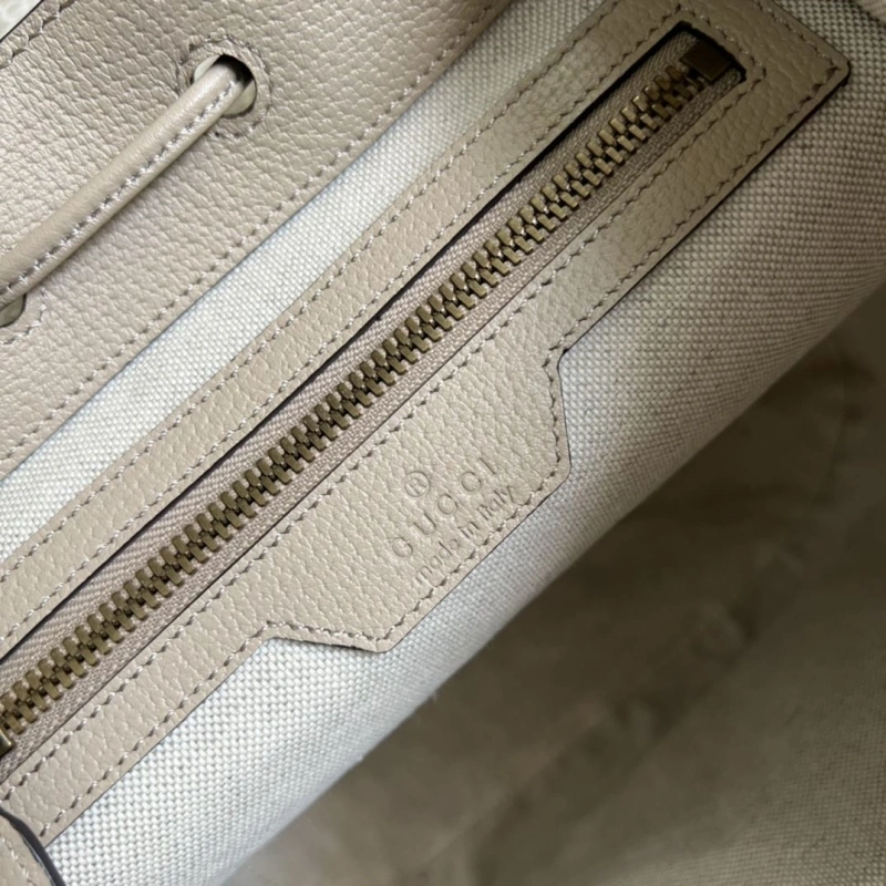 Gvc*1 backpacks 4360c-1171