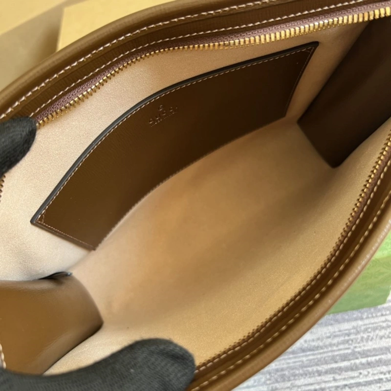 Gvc*1 clutch bags 4360c-1240
