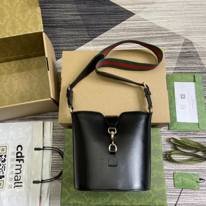 Gvc*1 bucket bags 4360c-1717