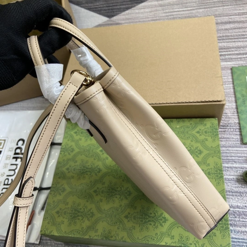 Gvc*1 top handle bags 4360c-1745
