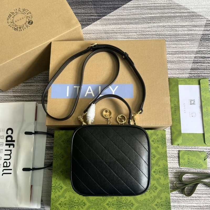 Gvc*1 top handle bags 4360c-1777