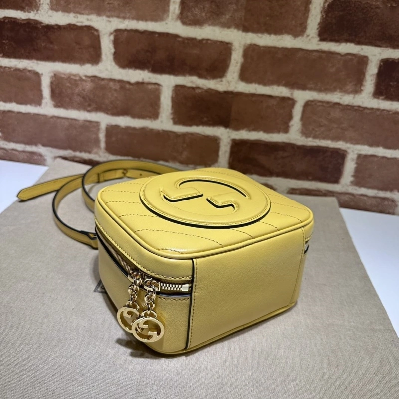 Gvc*1 top handle bags 4360c-1784