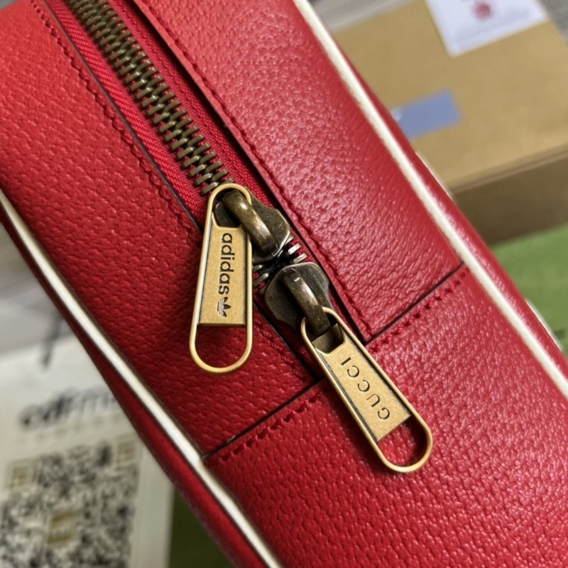 Gvc*1 top handle bags 4360c-1821