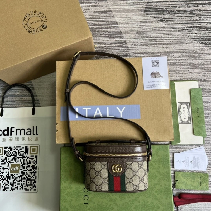 Gvc*1 cosmetic bags 4360c-1922