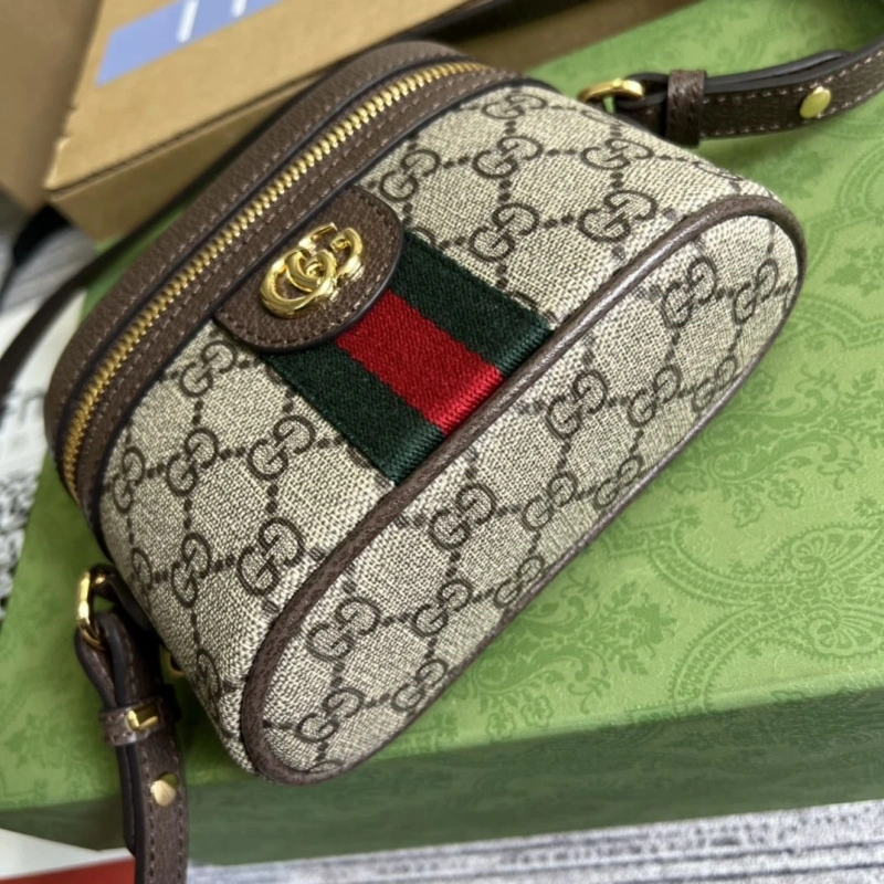 Gvc*1 cosmetic bags 4360c-1922