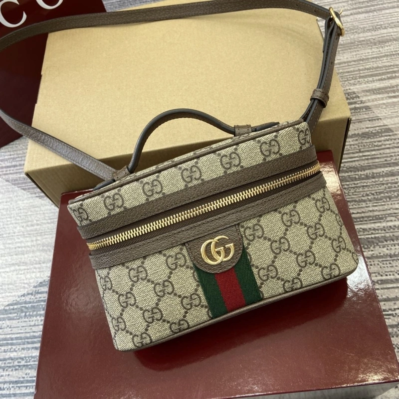 Gvc*1 cosmetic bags 4360c-1994