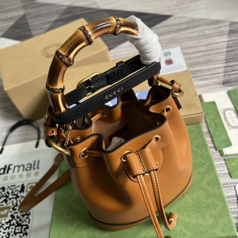 Gvc*1 bucket bags 4360c-2063