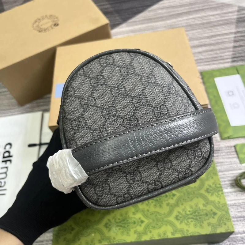 Gvc*1 cosmetic bags 4360c-2077