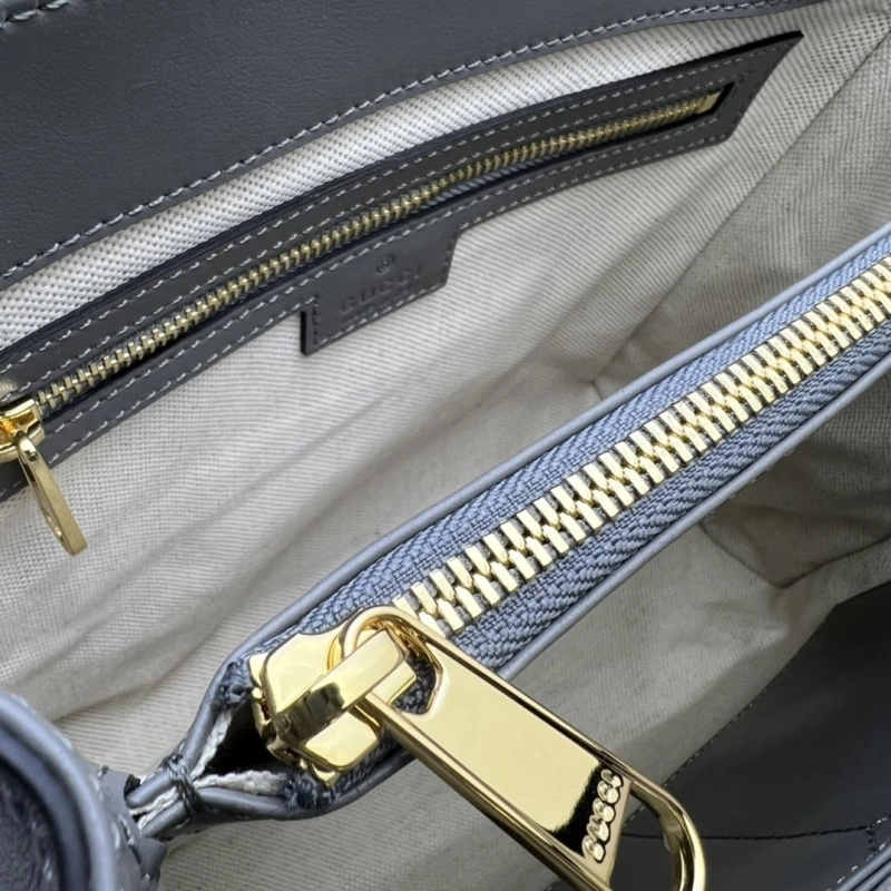 Gvc*1 top handle bags 4360c-2241