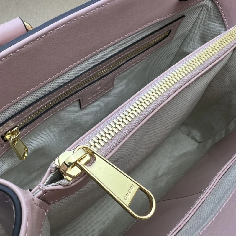 Gvc*1 top handle bags 4360c-2242