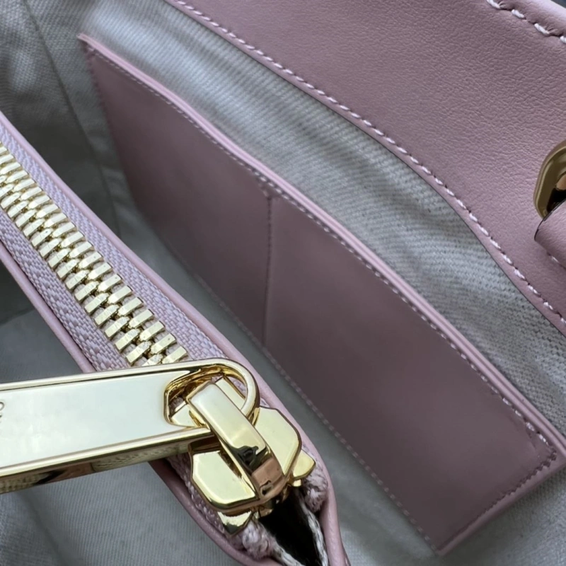 Gvc*1 top handle bags 4360c-2242