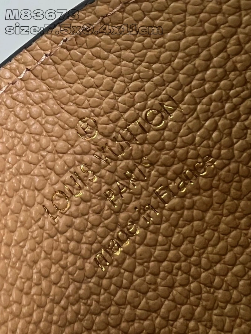 LV Wallets 4365A-0214