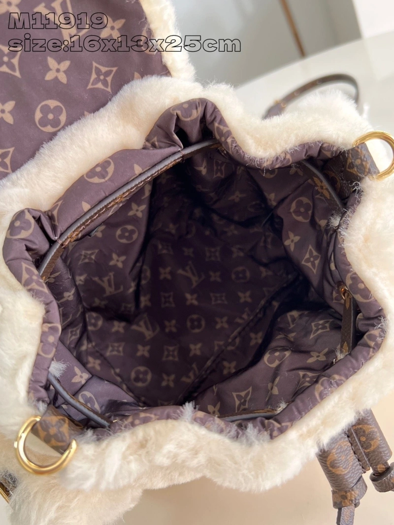 LV Backpacks 4365A-0257