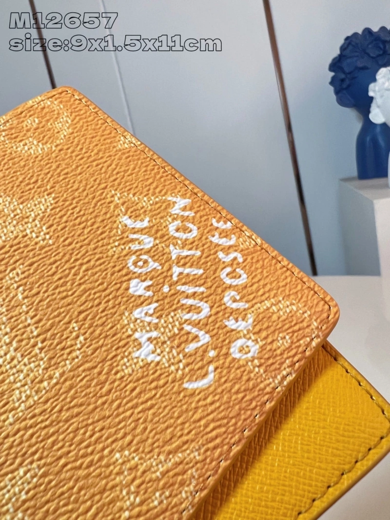 LV Wallets 4365A-0337