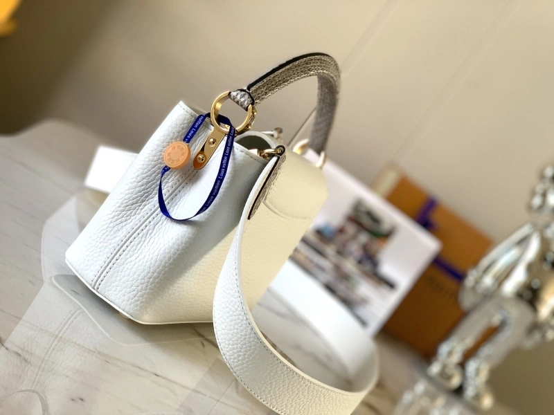 LV Capucines Bags 4365G-0021
