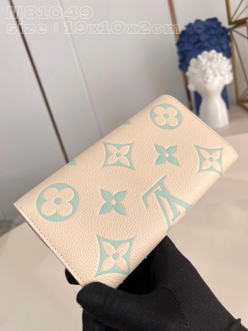 LV Wallets 4365G-0054